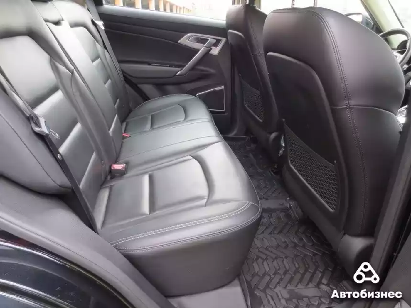 «Надежностью однозначно доволен». Мнение владельца Geely Atlas