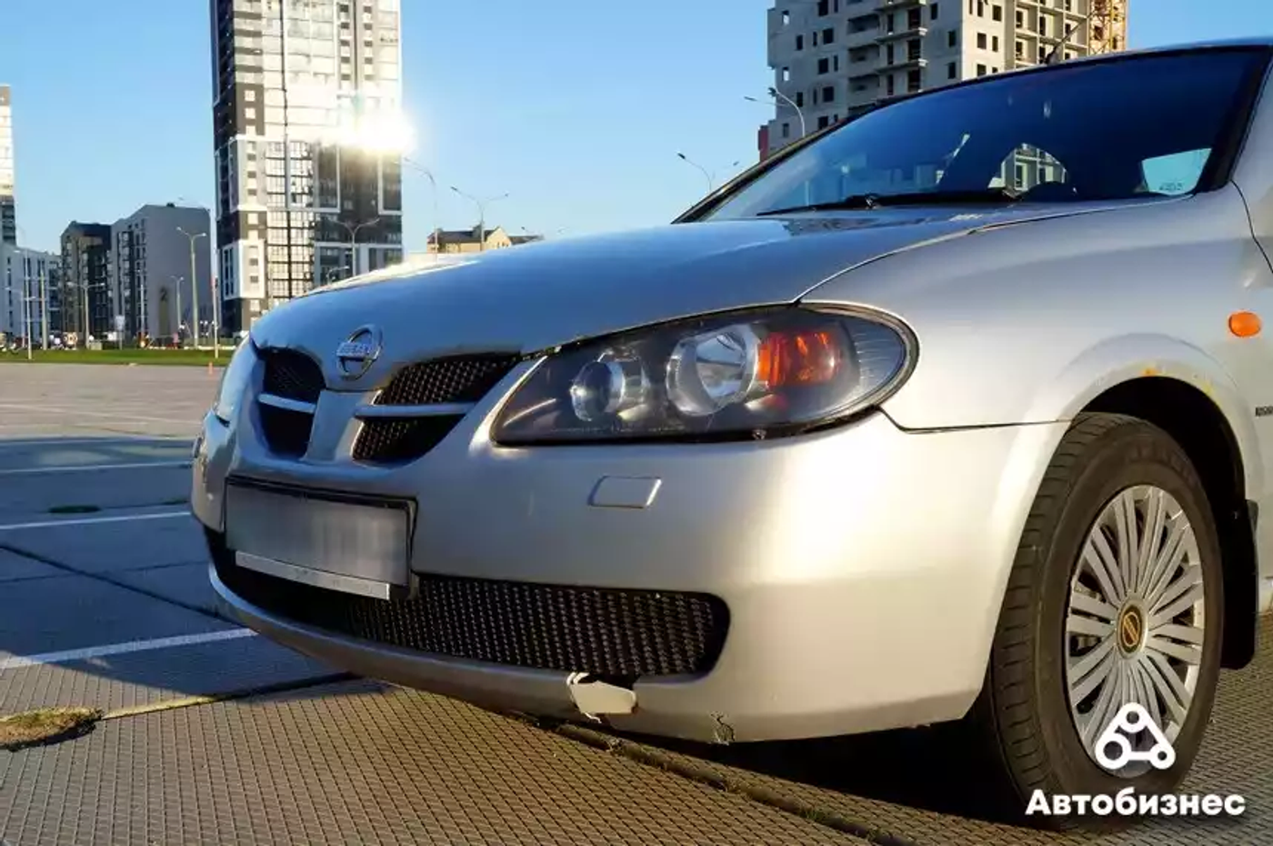 «Дешевая машина – это весело». Как выглядит Nissan Almera за 2500 долларов