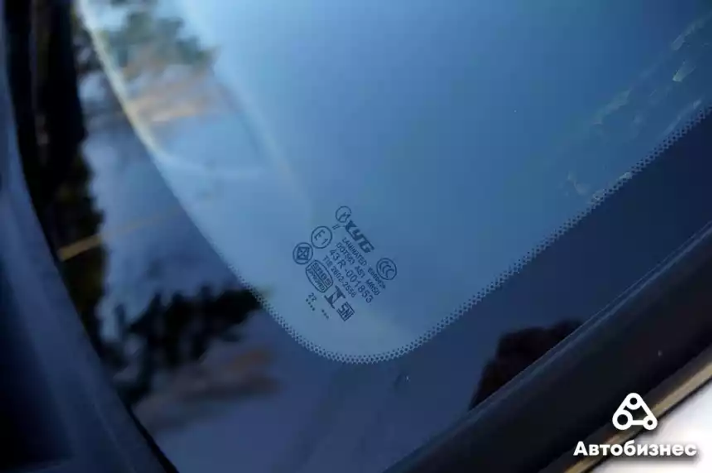 «Дешевая машина – это весело». Как выглядит Nissan Almera за 2500 долларов