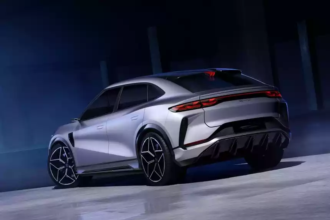 BYD Song L вид сзади