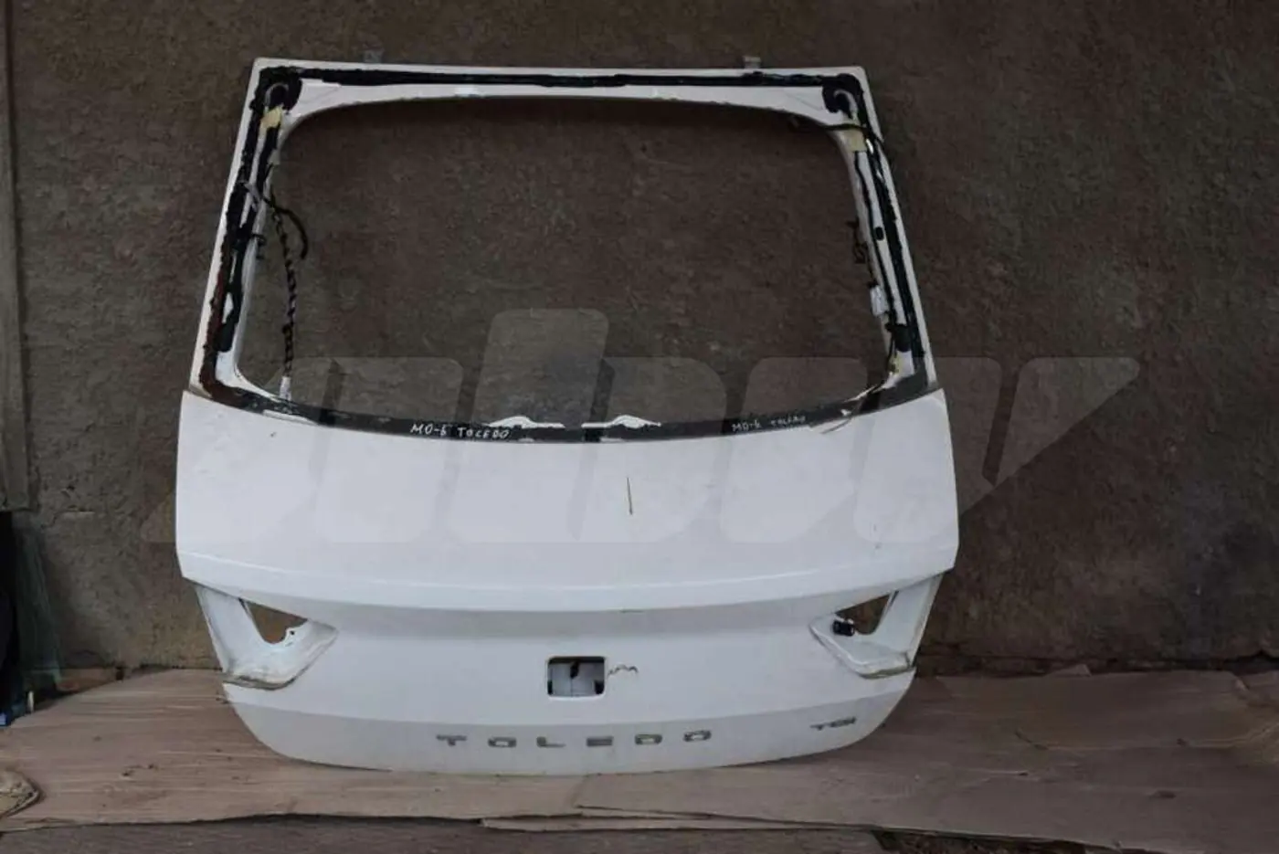 Крышка багажника (дверь 3-5) к SEAT Toledo 2014