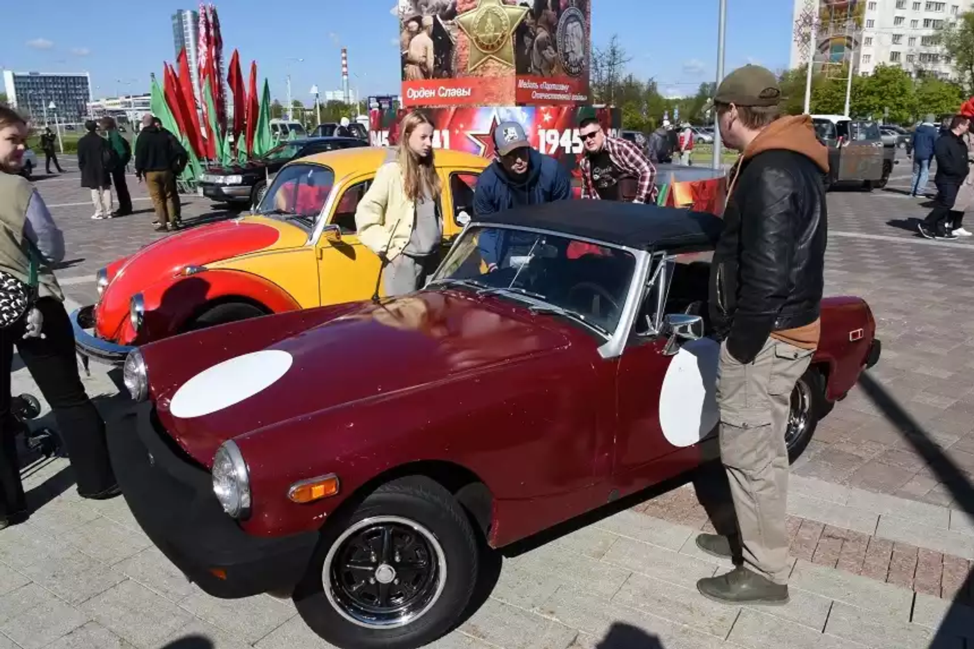 Старые, редкие, просто красивые – классические автомобили на фестивале «Ретро-Минск»