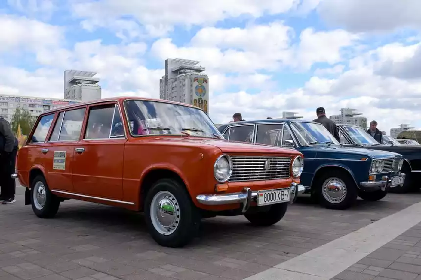 Старые, редкие, просто красивые – классические автомобили на фестивале «Ретро-Минск»