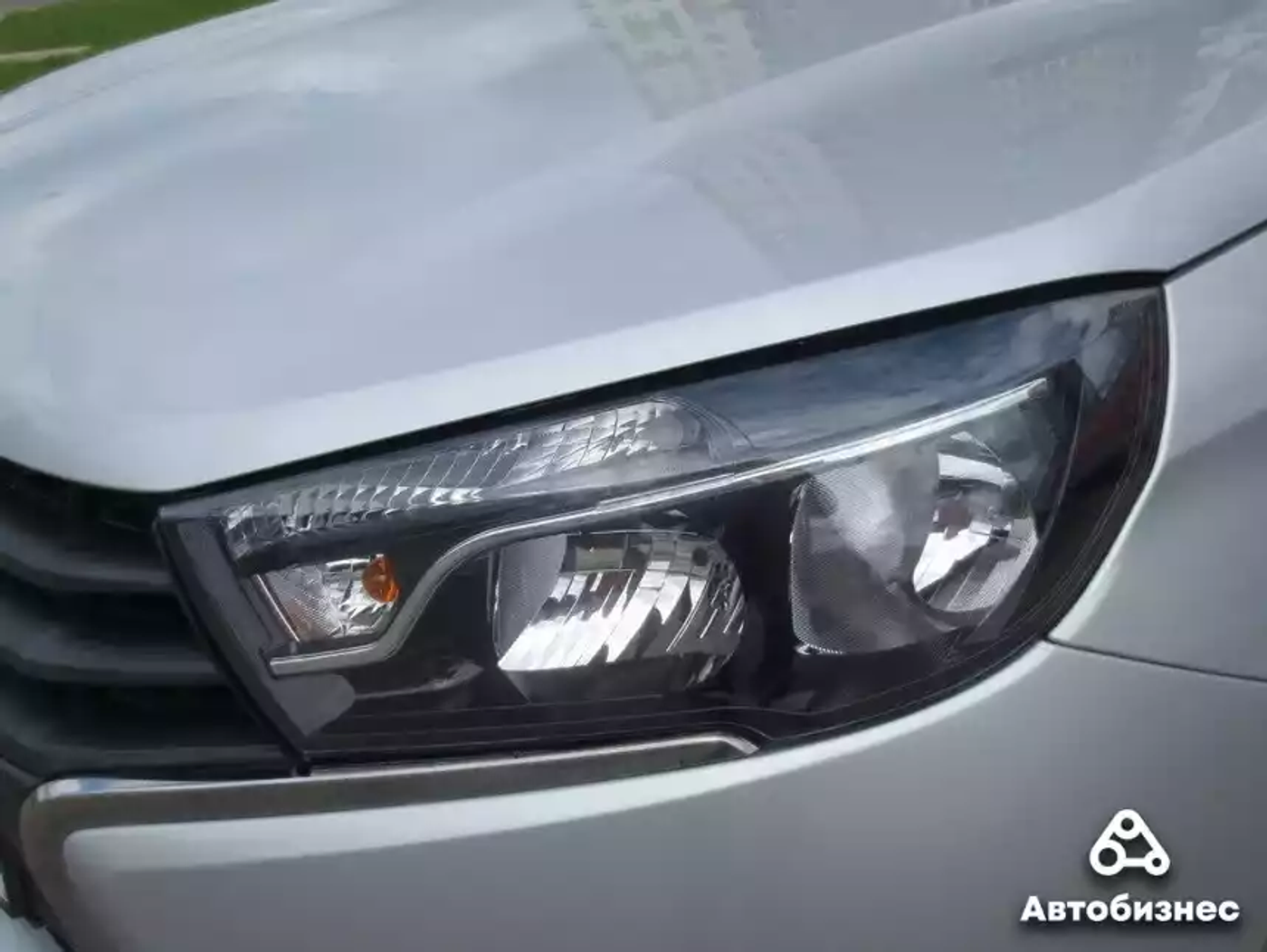 «Берет дешевизной обслуживания». Мнение владельца Lada Vesta SW