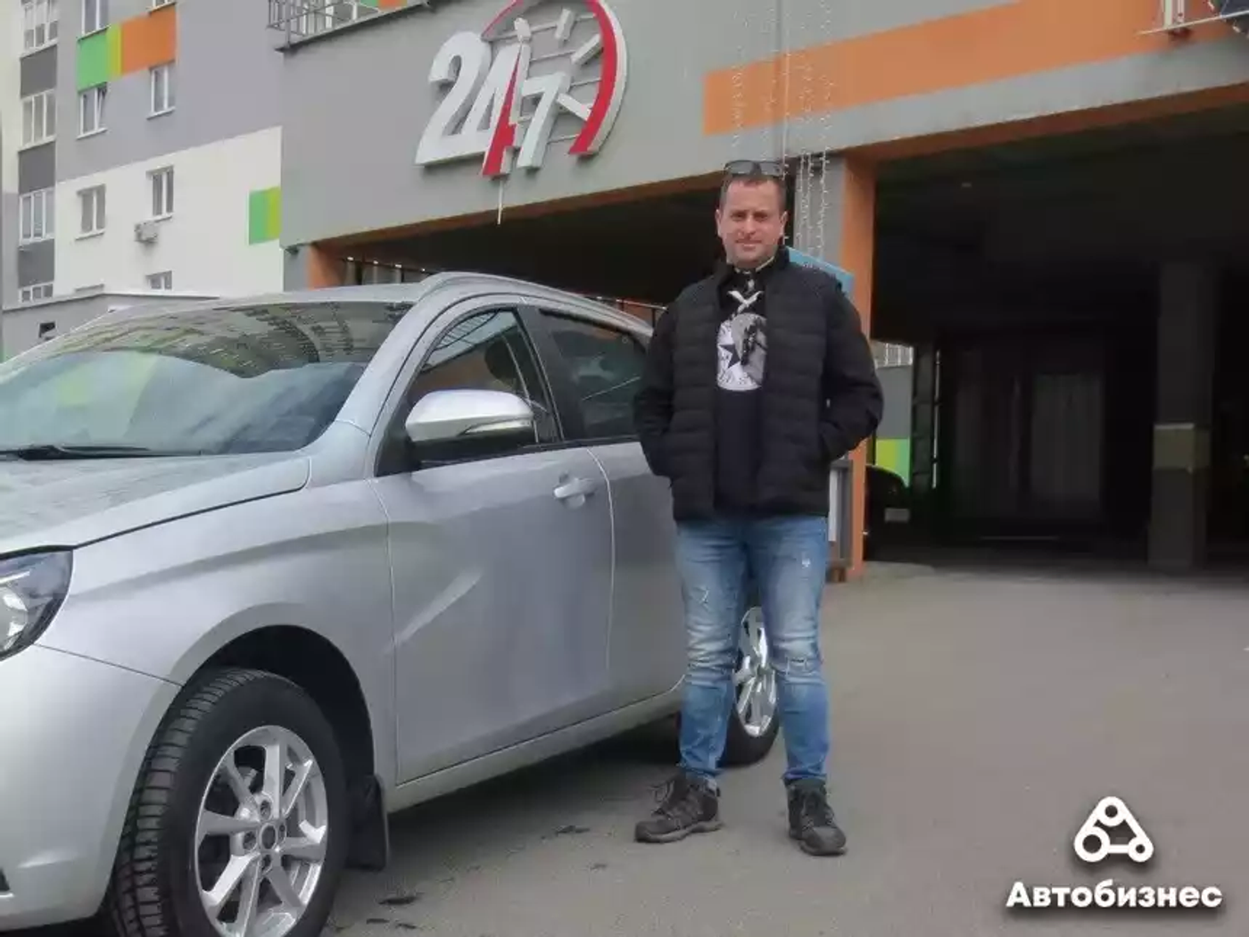 «Берет дешевизной обслуживания». Мнение владельца Lada Vesta SW