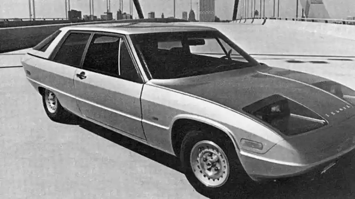 Большой экран и солидный запас хода. Что предлагала «Tesla» из 1970-х
