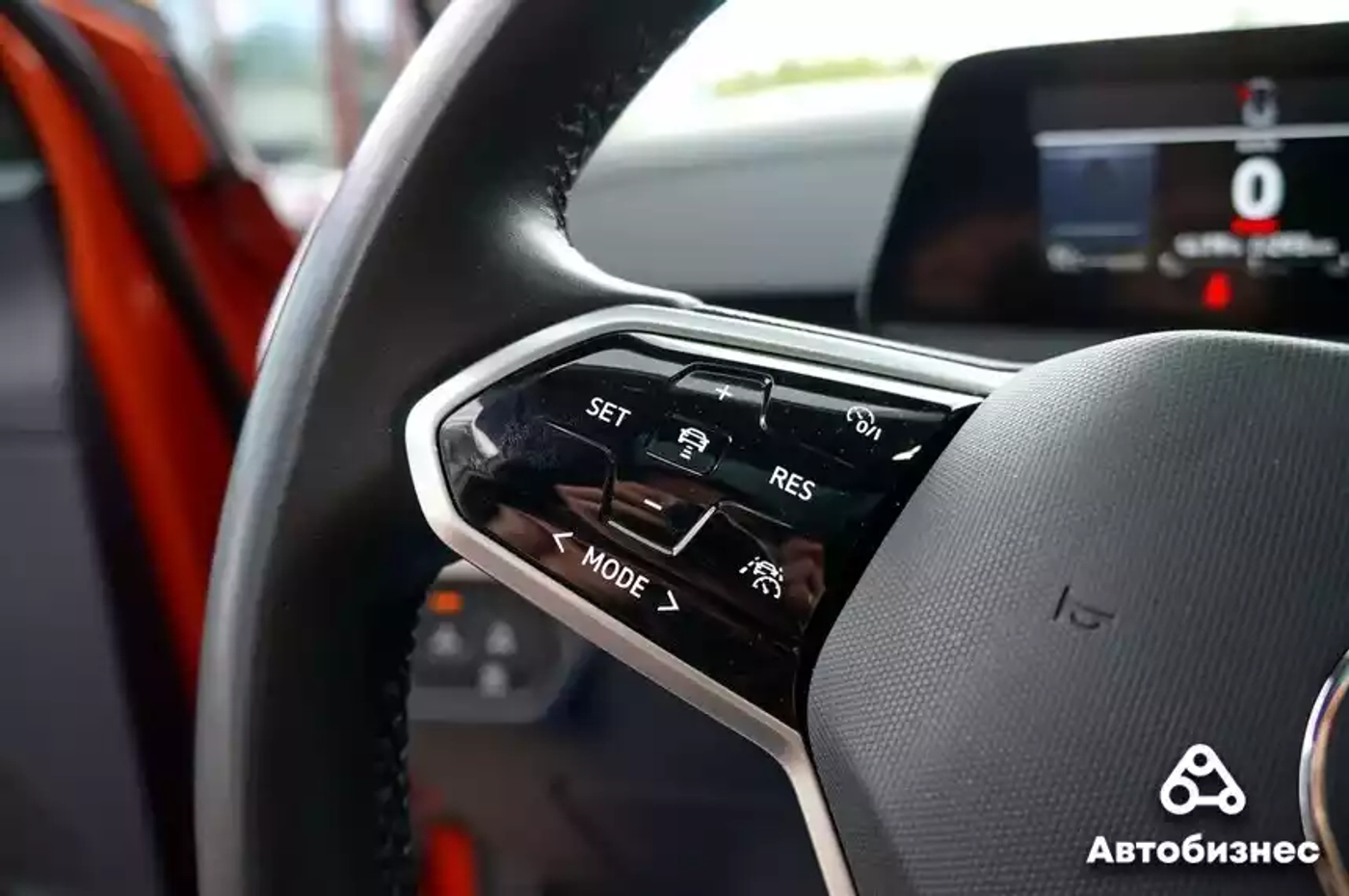 Заднеприводный и электрический! Тест-драйв Volkswagen ID.6 Crozz