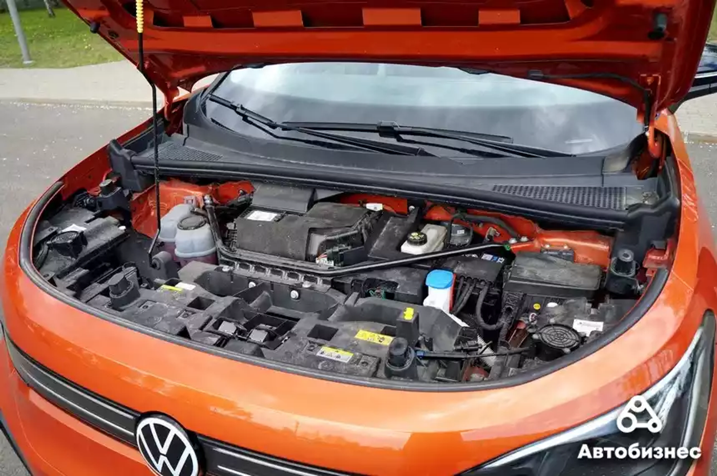 Моторный отсек Volkswagen ID.6 Crozz