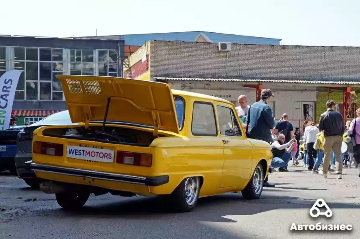 Жара в «Песочнице». Что показывали на выставке «Автожара 3.0»