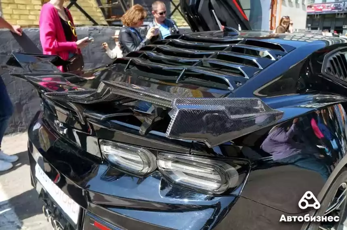 Жара в «Песочнице». Что показывали на выставке «Автожара 3.0»