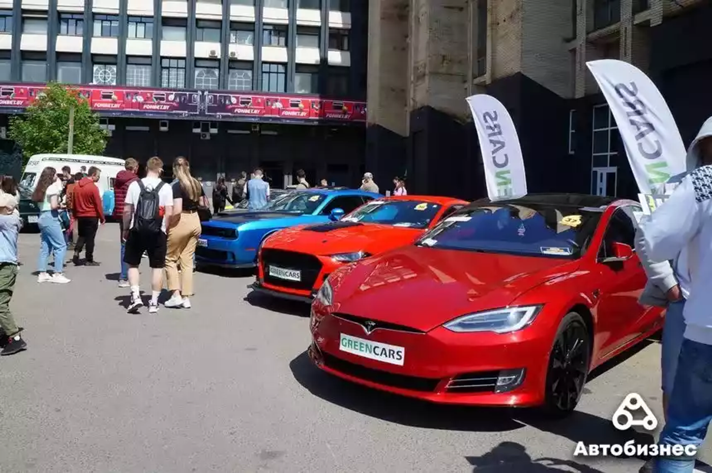 Жара в «Песочнице». Что показывали на выставке «Автожара 3.0»