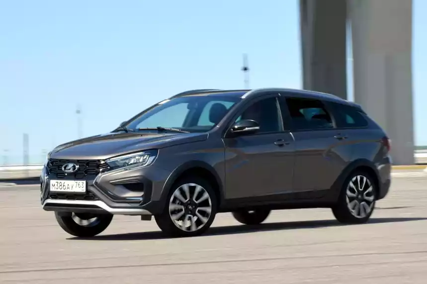 Обновленная Lada Vesta: здорово, но есть нюансы