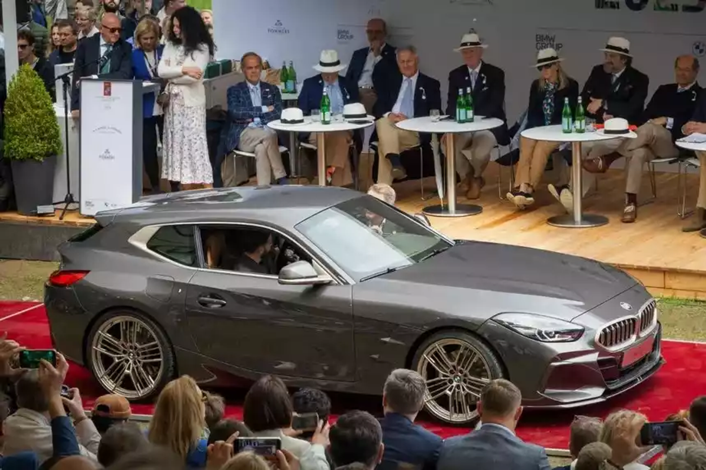 Конкурс элегантности: «клоунский башмак» BMW и другие премьеры