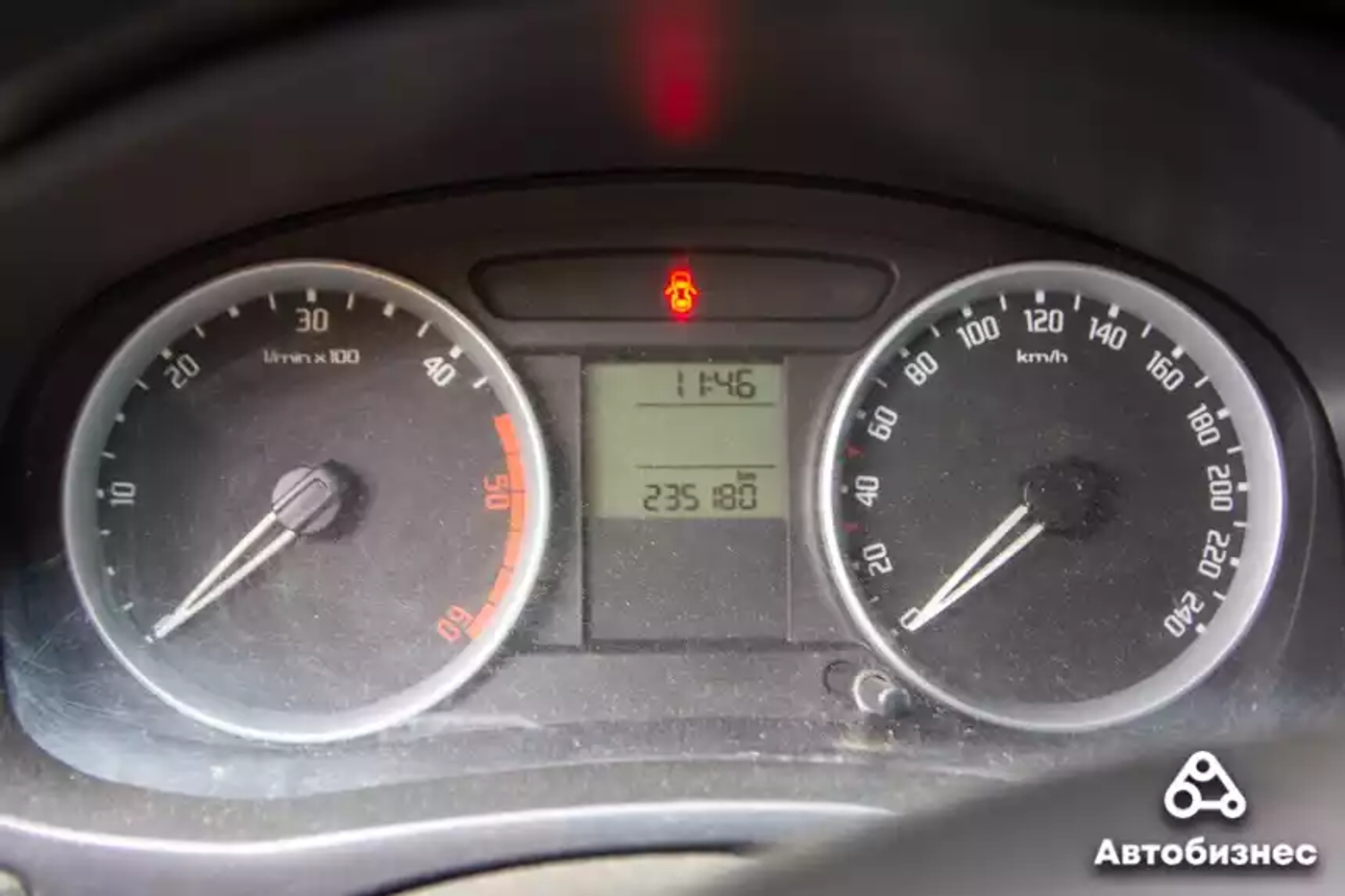 «Шумоизоляция не ахти». Мнение владельца Skoda Fabia