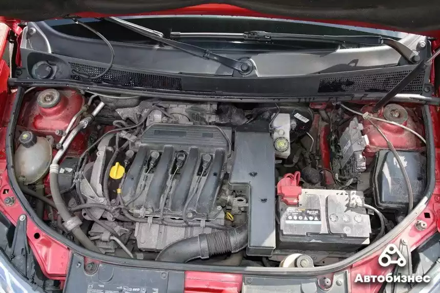 «Главное, что ездит и не ломается». Что говорят о Renault Logan