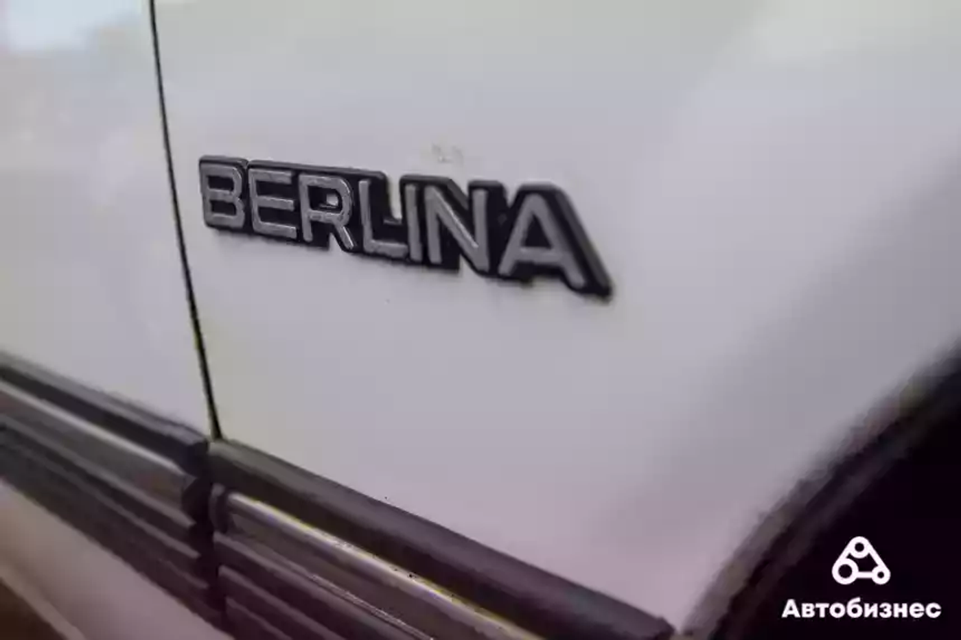 «Нонсенс, что здесь нет ржавчины». Изучаем идеальный 41-летний Opel Ascona