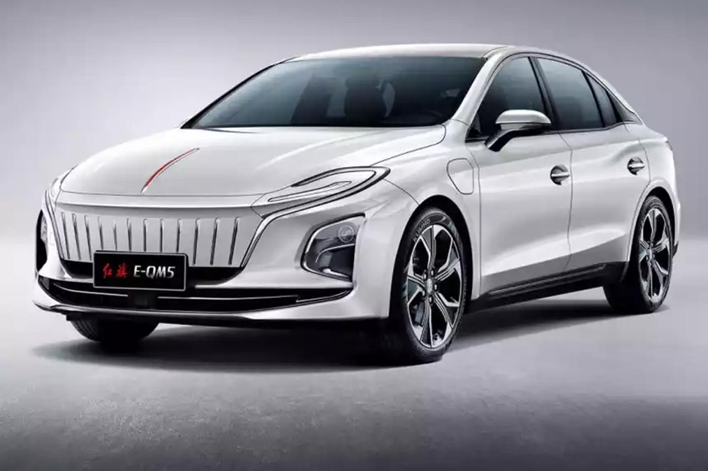 Планы на сборку в Беларуси: Hongqi официально пришел в нашу страну
