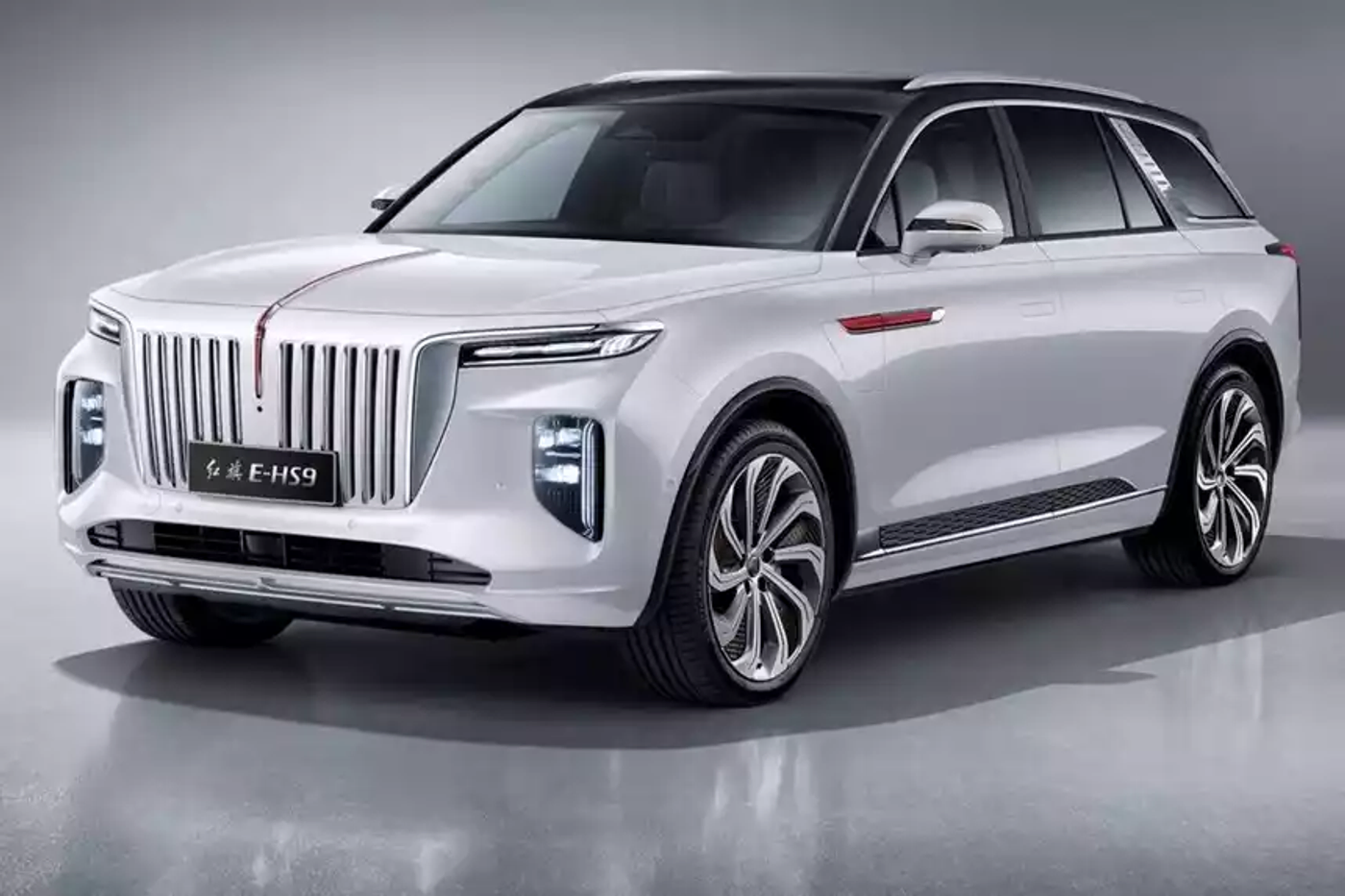 Планы на сборку в Беларуси: Hongqi официально пришел в нашу страну