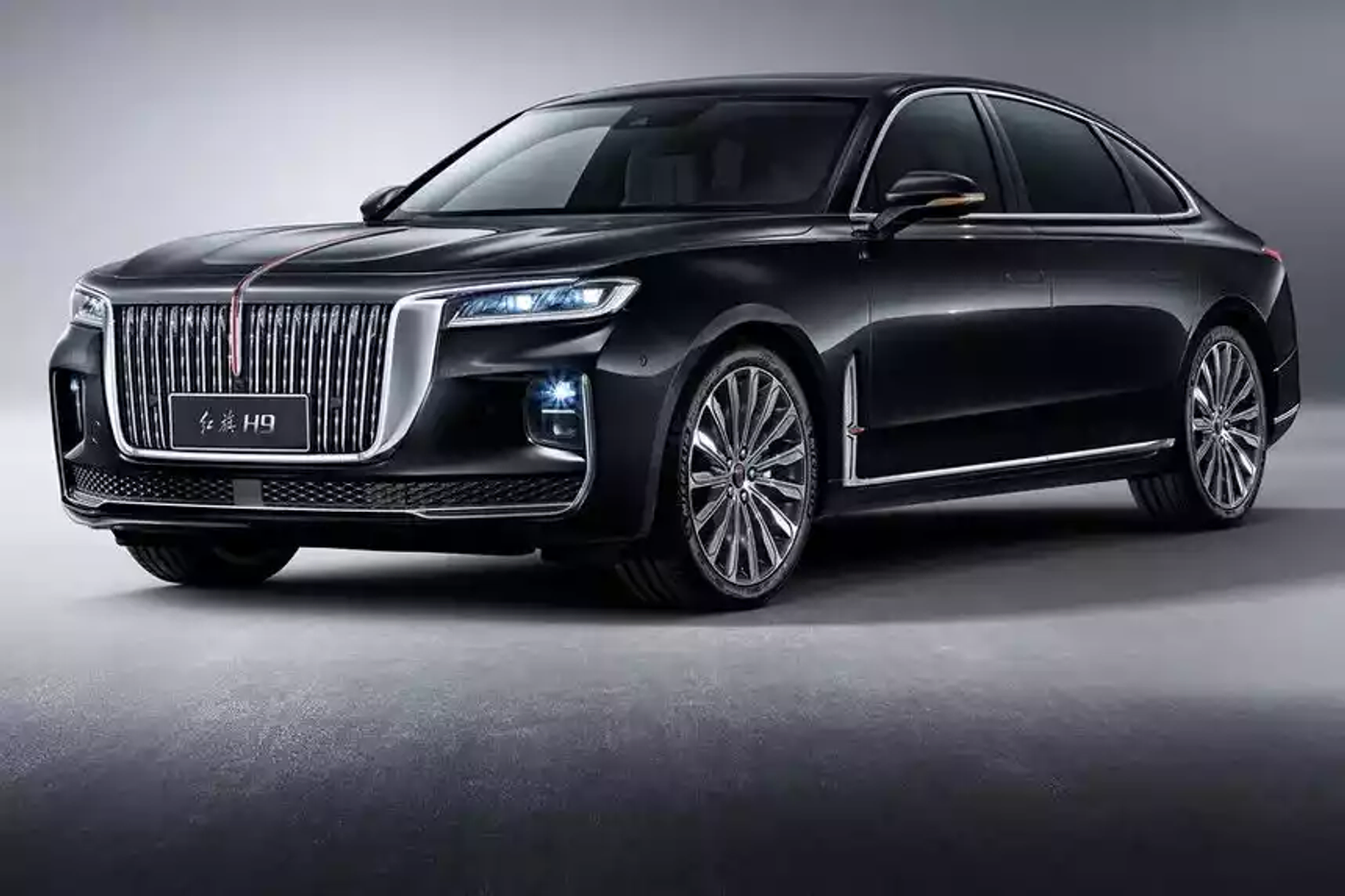 Планы на сборку в Беларуси: Hongqi официально пришел в нашу страну