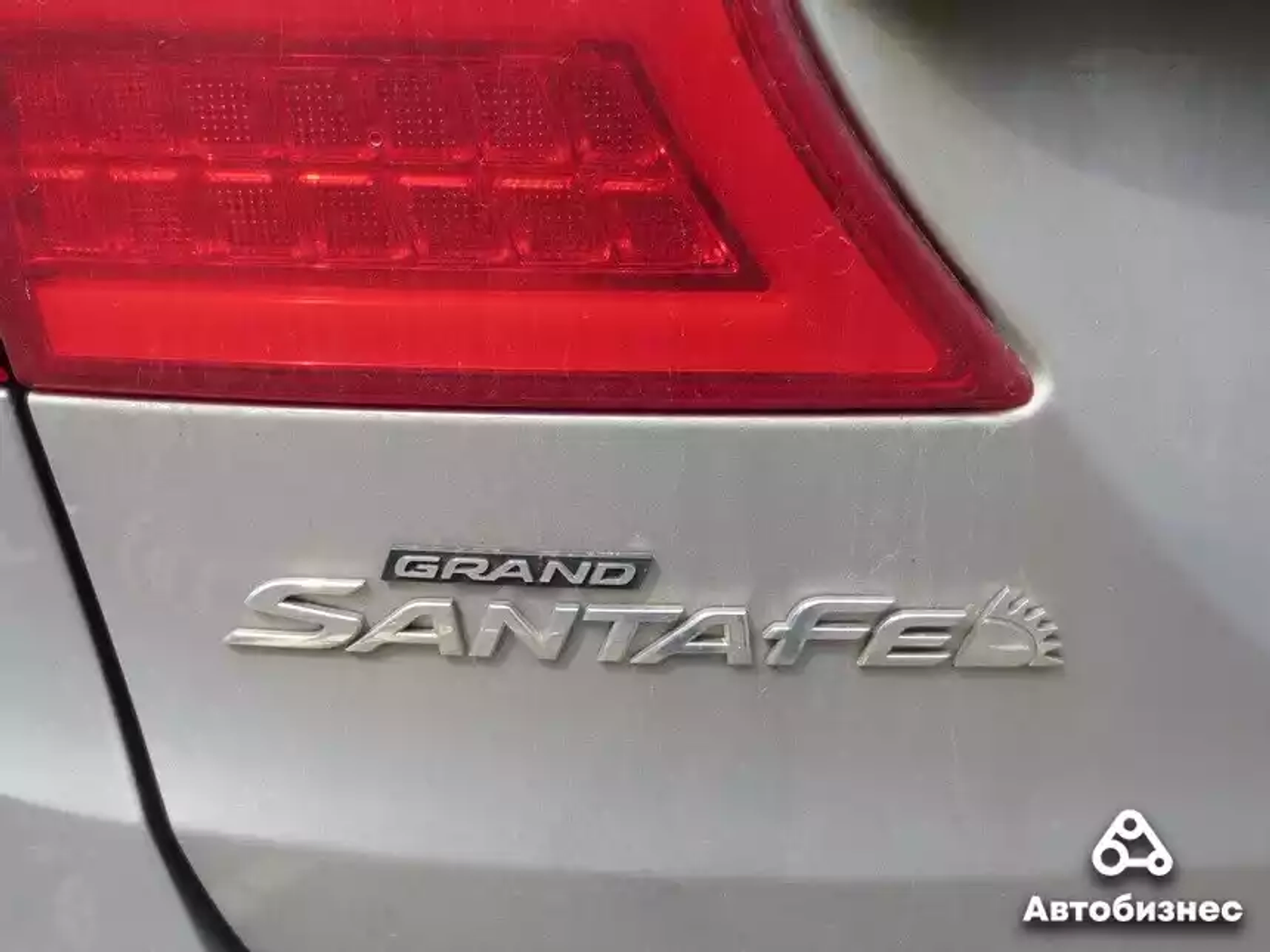 «По сравнению с BMW это идеал ездового комфорта». Мнение владельца Hyundai Grand Santa Fe