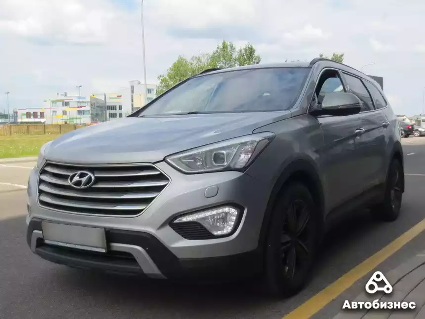 «По сравнению с BMW это идеал ездового комфорта». Мнение владельца Hyundai Grand Santa Fe