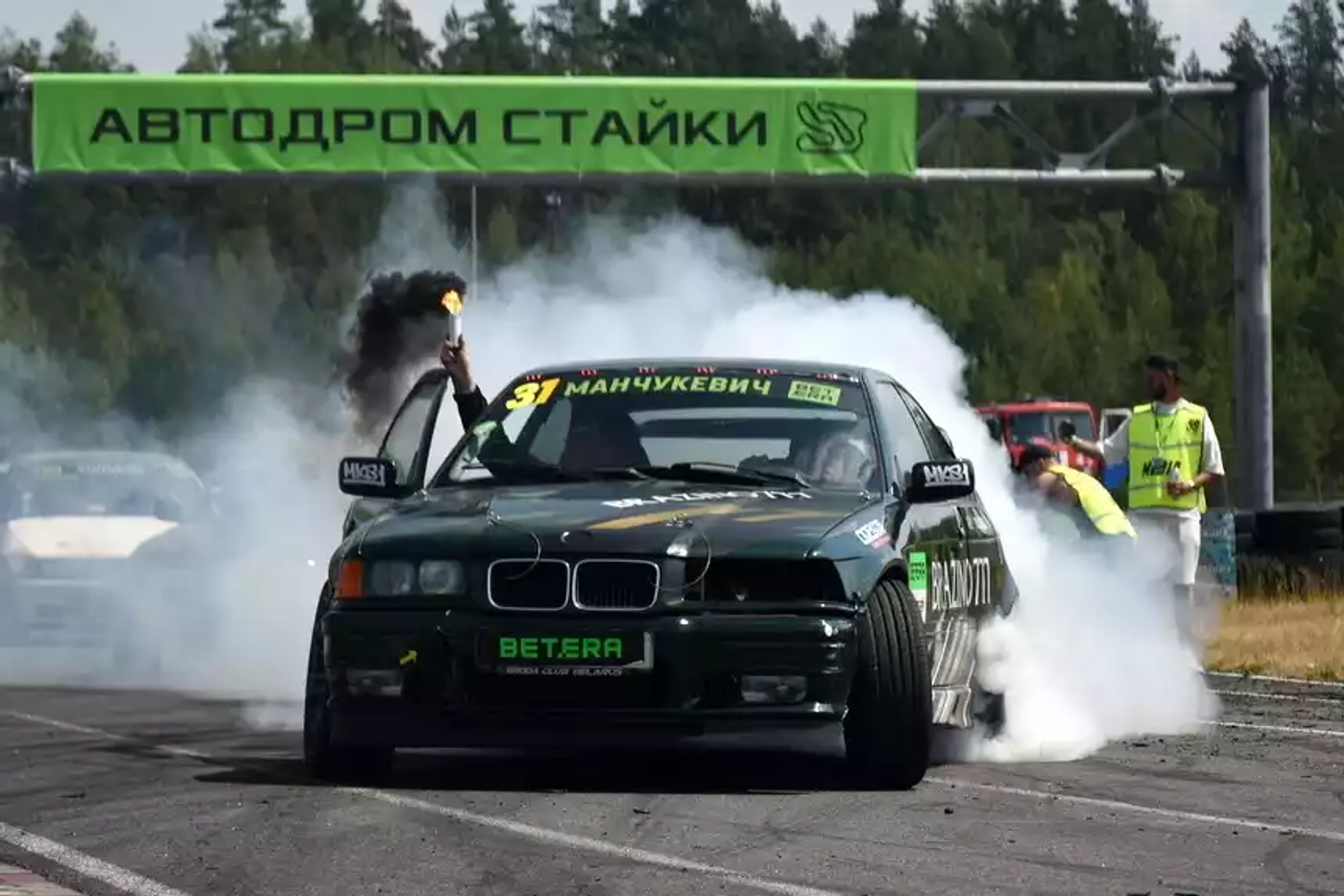 Даешь BMW! Как прошел двойной дрифт в Стайках