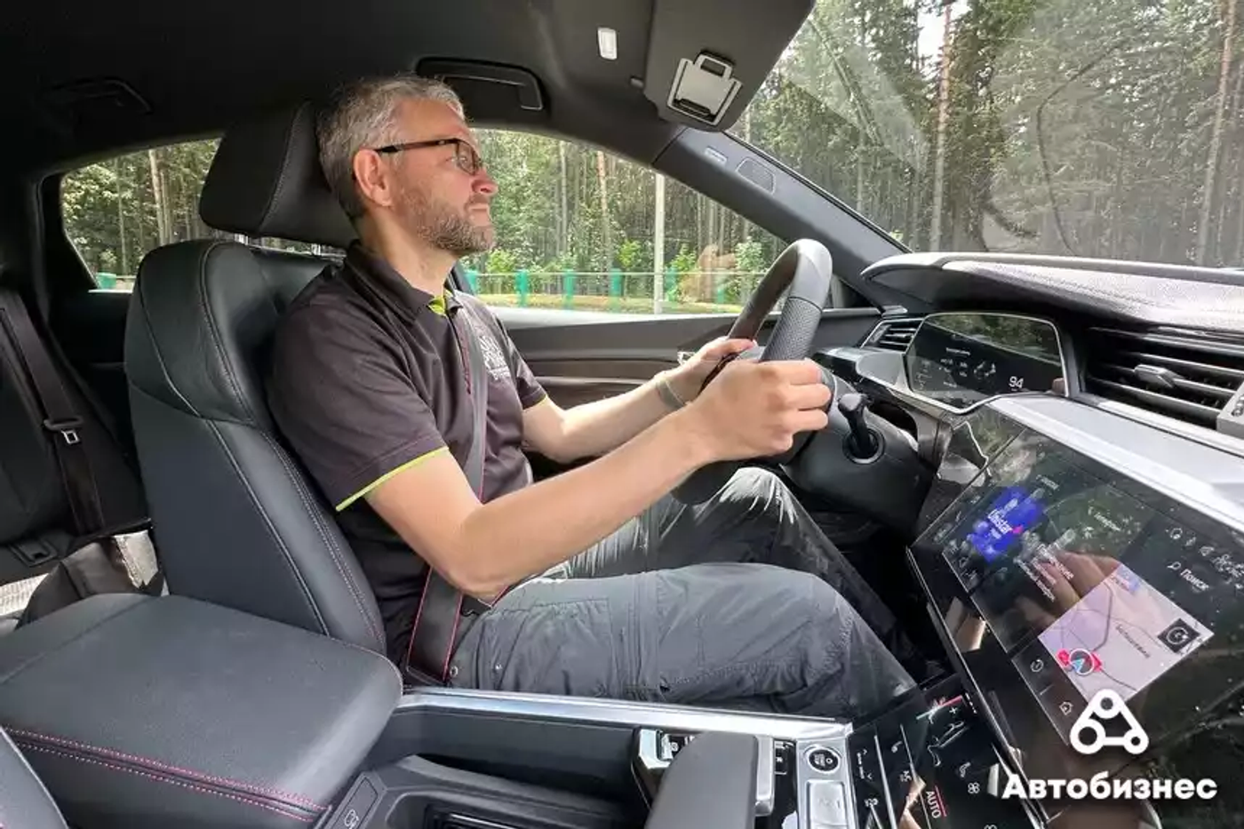 Audi Q8 Sportback 55 e-tron: тестируем батарейную классику