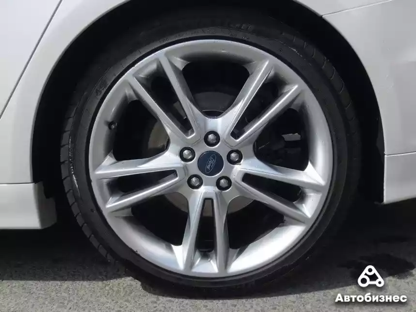 «В недостатках – климат-контроль и руль». Мнение владельца Ford Mondeo