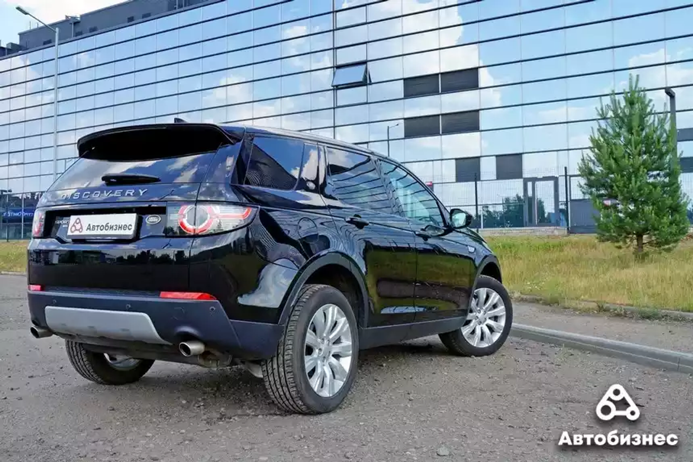 Лучше BMW? Тест-драйв подержанного Land Rover Discovery Sport