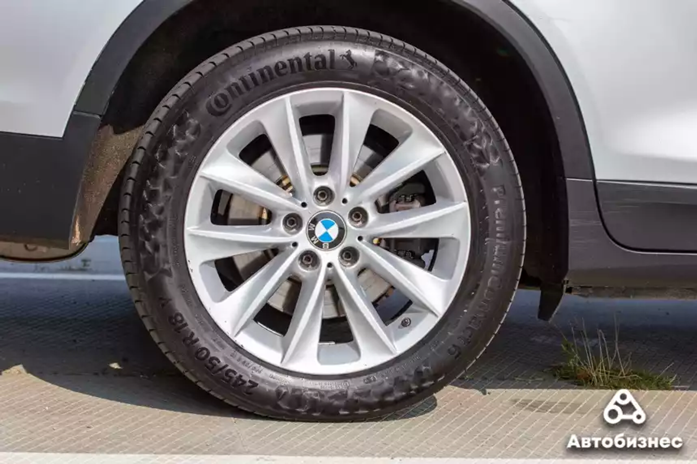«Не такой валкий, как Passat». Мнение владельца BMW X3