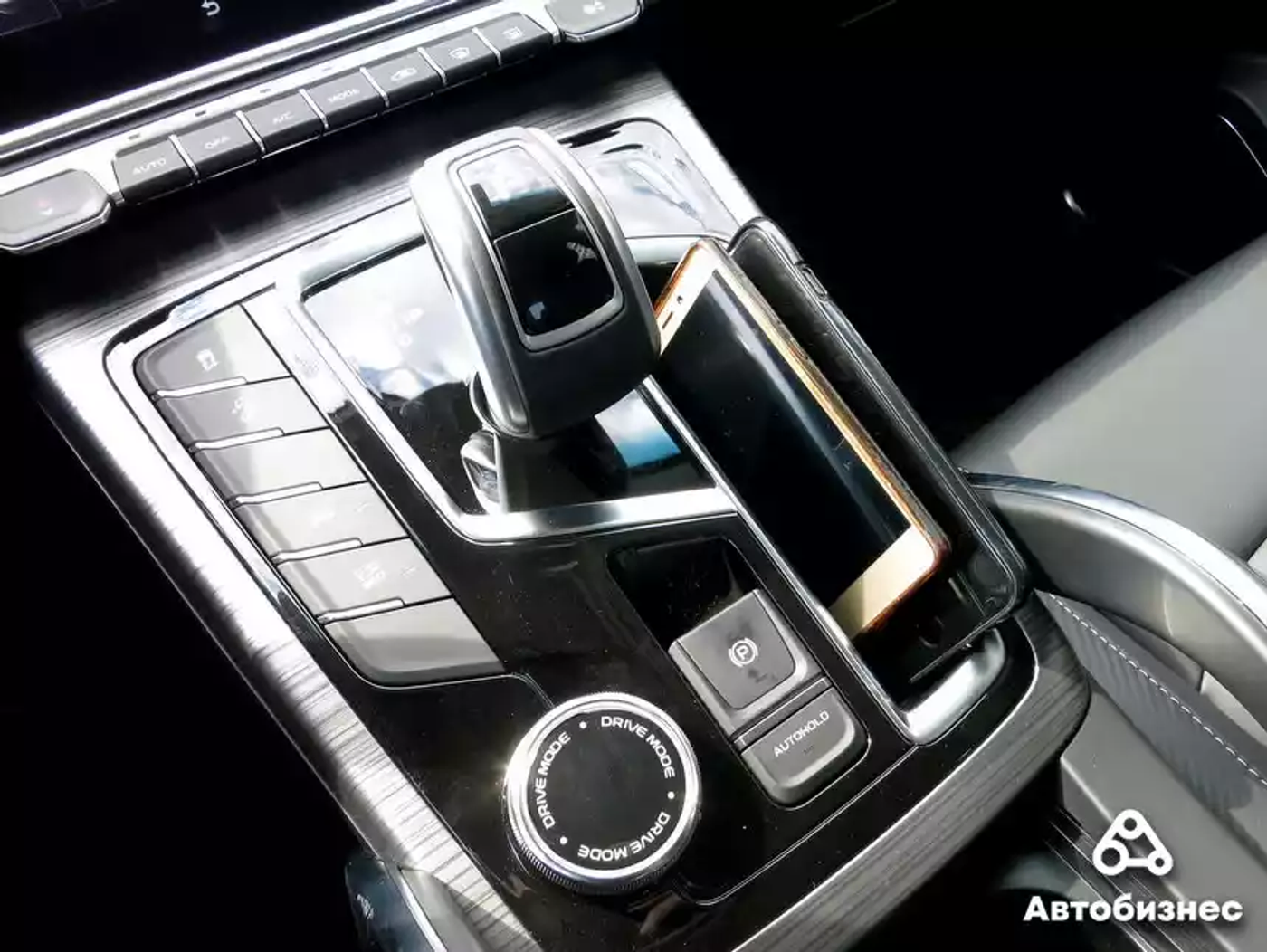На что жалуетесь? Слабое ЛКП и другие недостатки Geely Atlas Pro