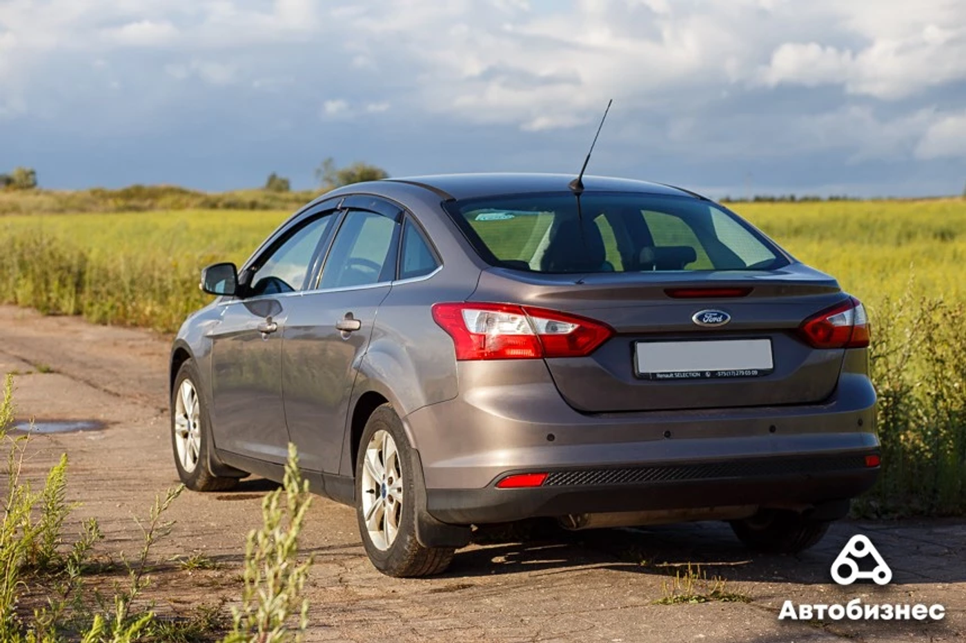 «Перевел 500 долларов аванса даже без личного осмотра». Мнение владельца Ford Focus
