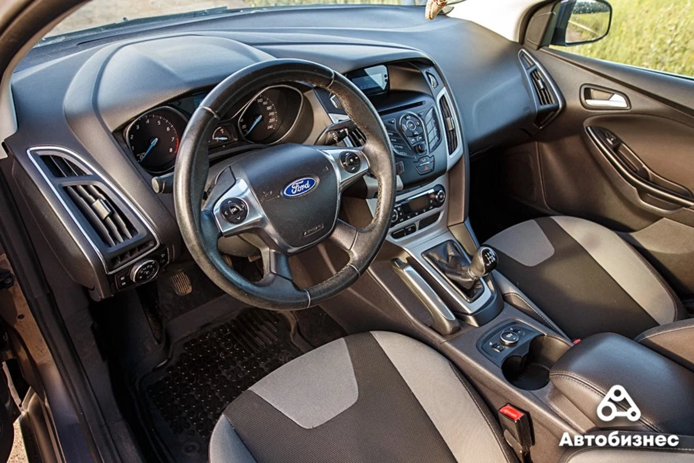 «Перевел 500 долларов аванса даже без личного осмотра». Мнение владельца Ford Focus