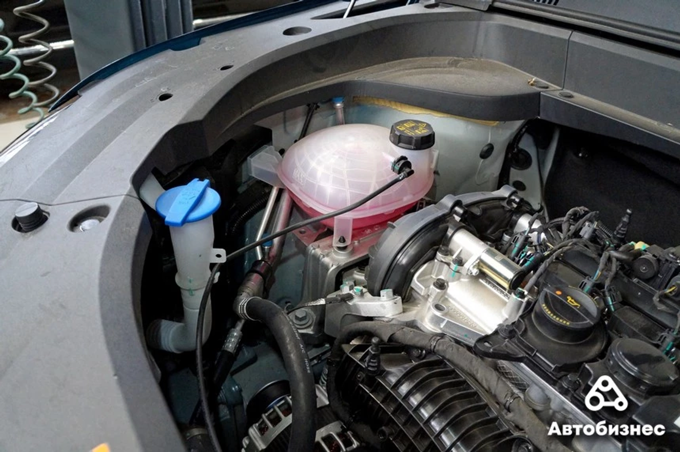 «Разборка» Geely Monjaro: нарушение традиций