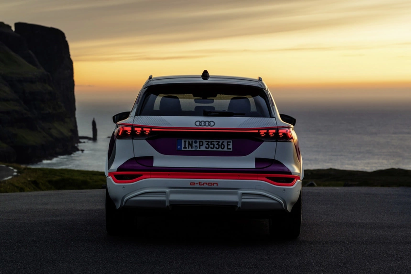 Audi Q6 e-tron: платформа PPE и «световая подпись»