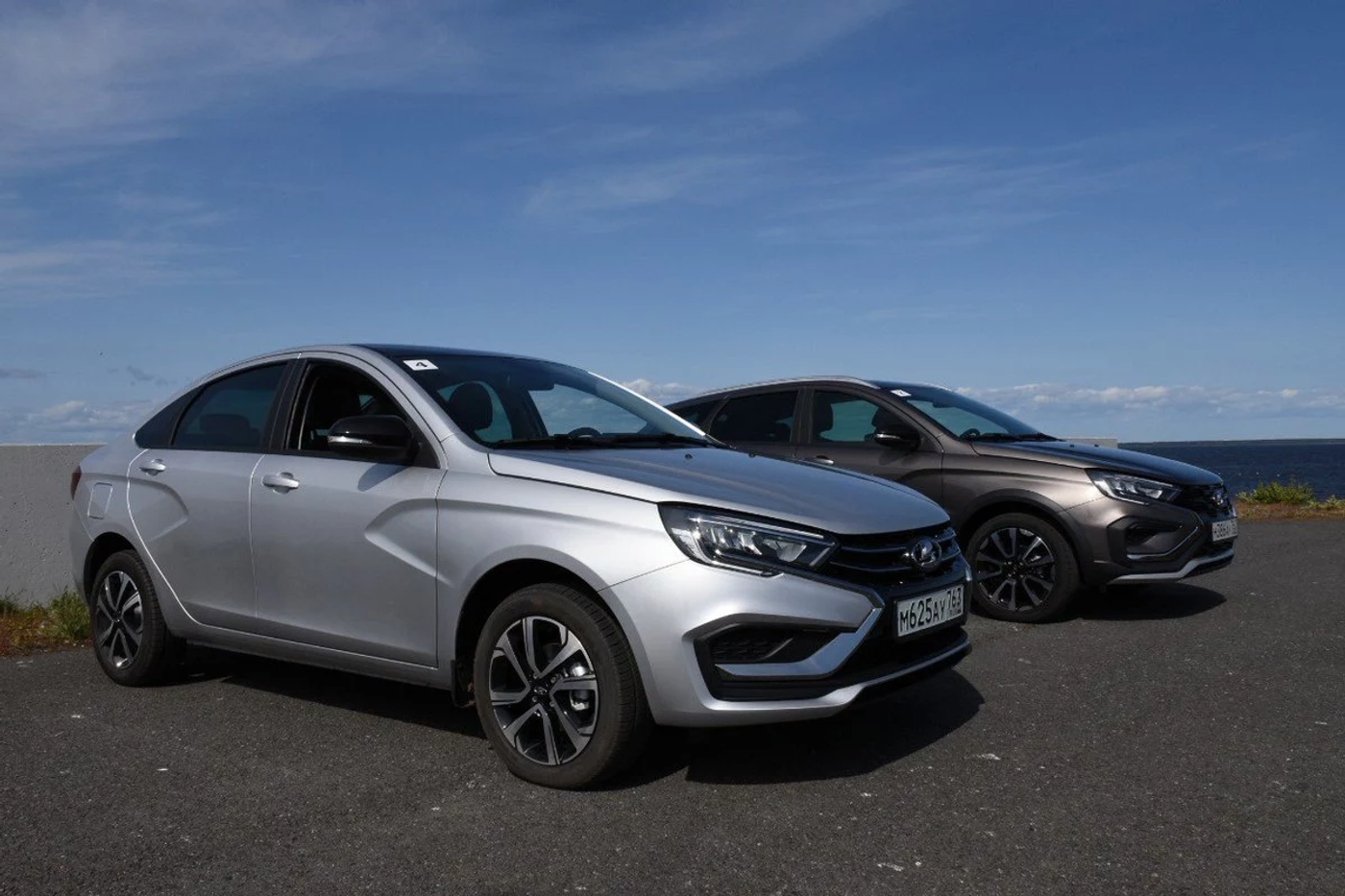 Гремят на ямах, не заводятся. На что жалуются владельцы Lada Vesta NG