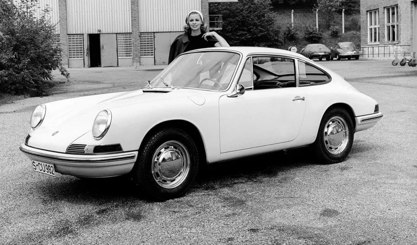60-летие классики: знакомимся с юбилейным Porsche 911 S/T