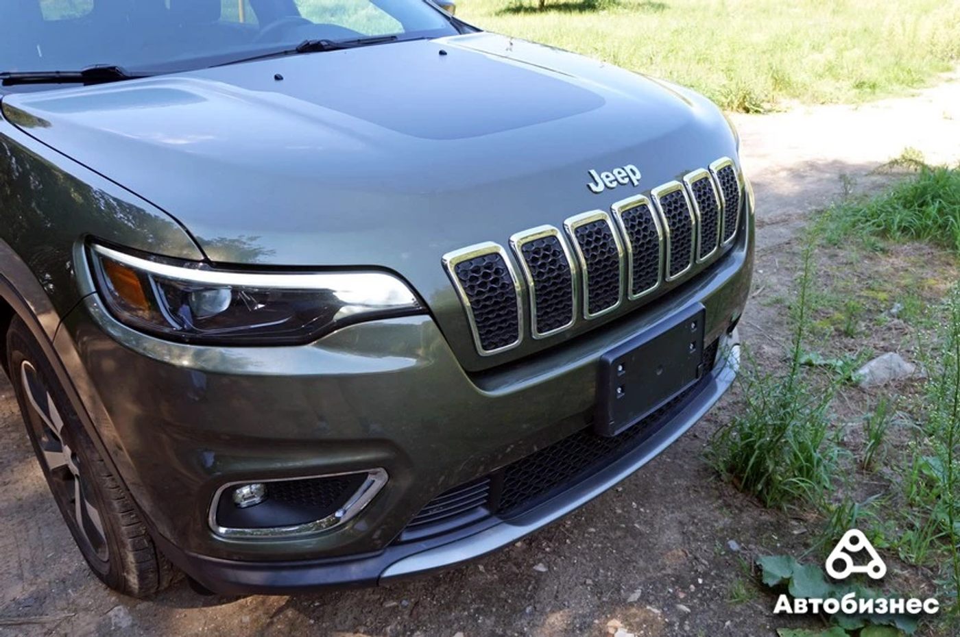 Король кроссоверов: тест подержанного Jeep Cherokee