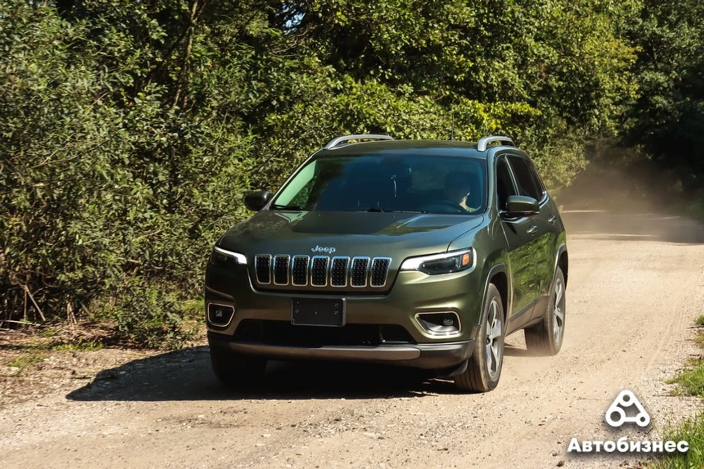 Король кроссоверов: тест подержанного Jeep Cherokee
