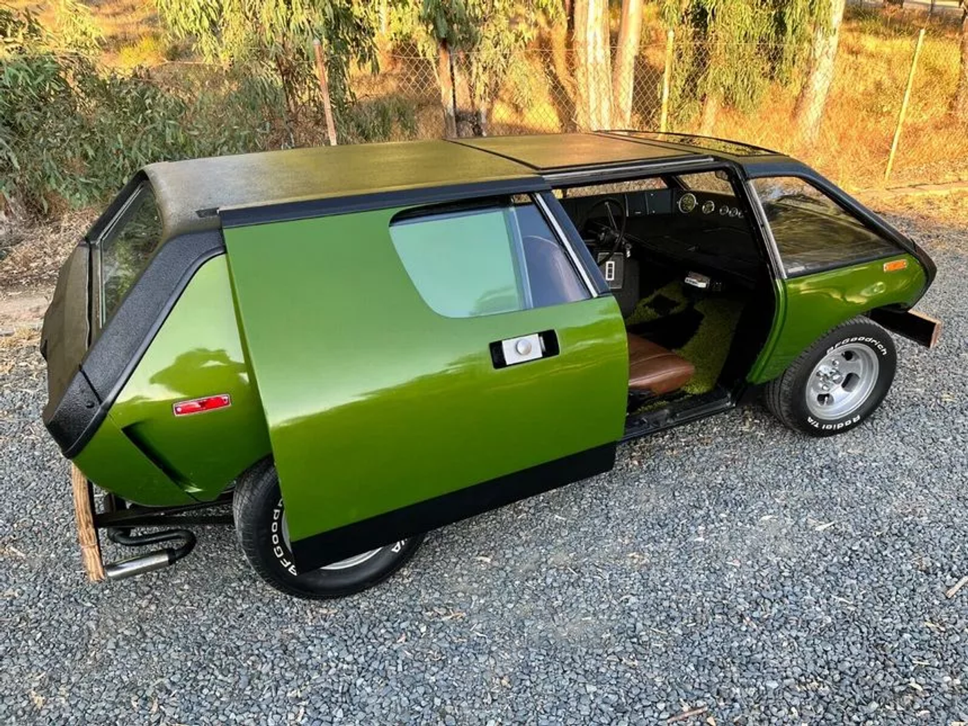 Лучшее, что случалось с VW Beetle: редкий минивэн из 1970-х