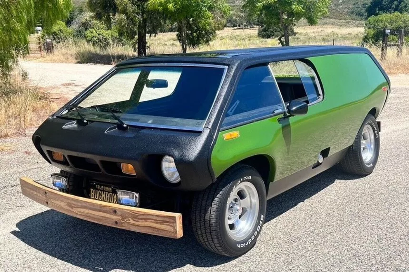 Лучшее, что случалось с VW Beetle: редкий минивэн из 1970-х