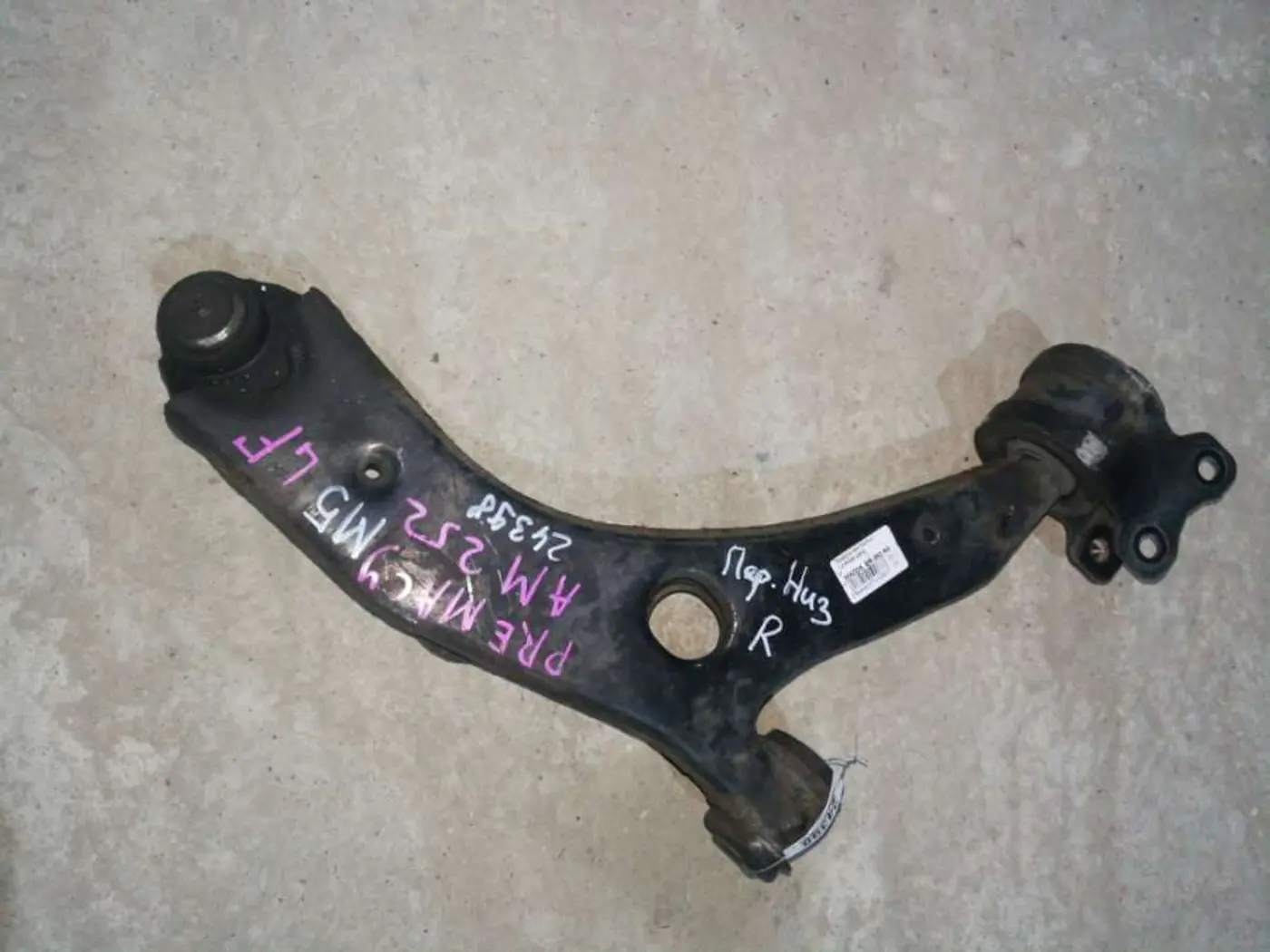 Рычаг передний правый к Mazda 5 2006