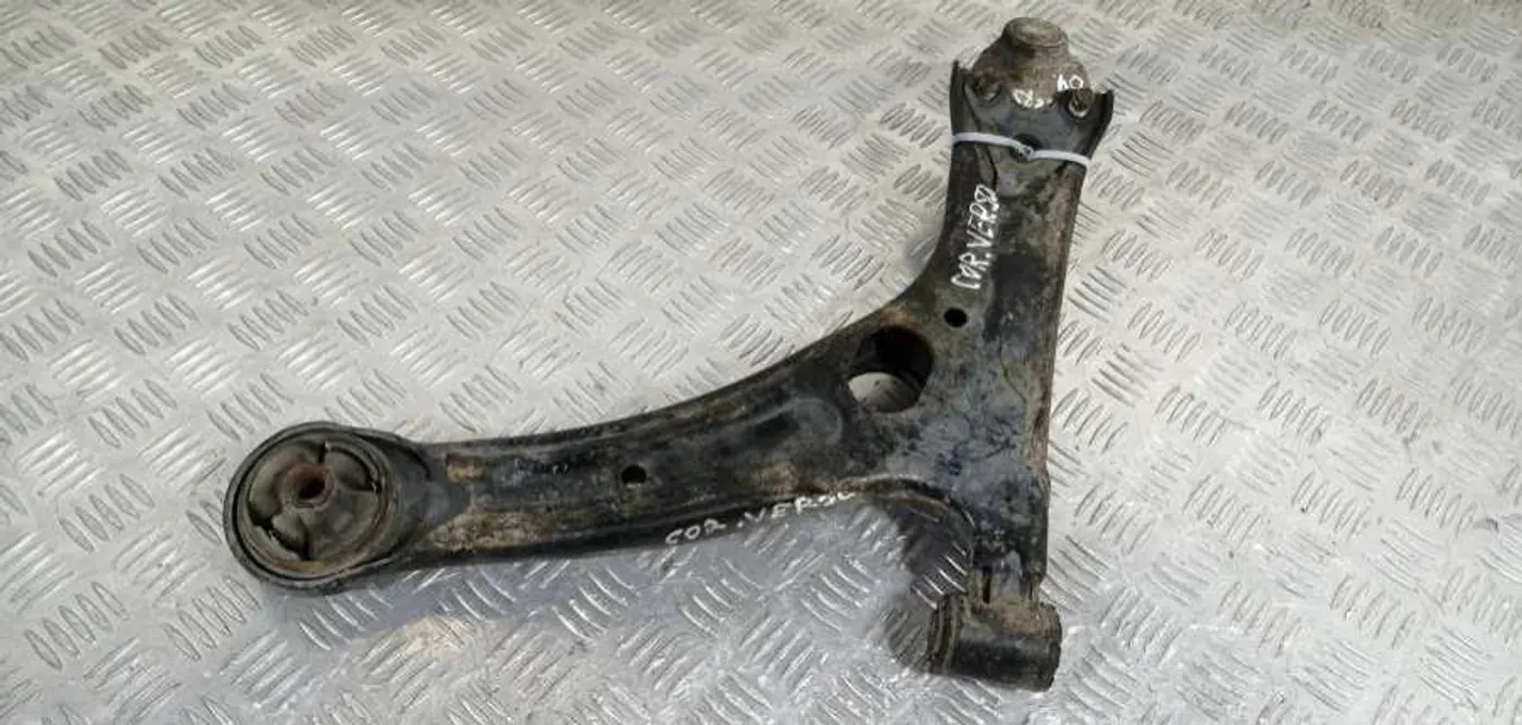 Рычаг передний правый к Toyota Corolla Verso 2007