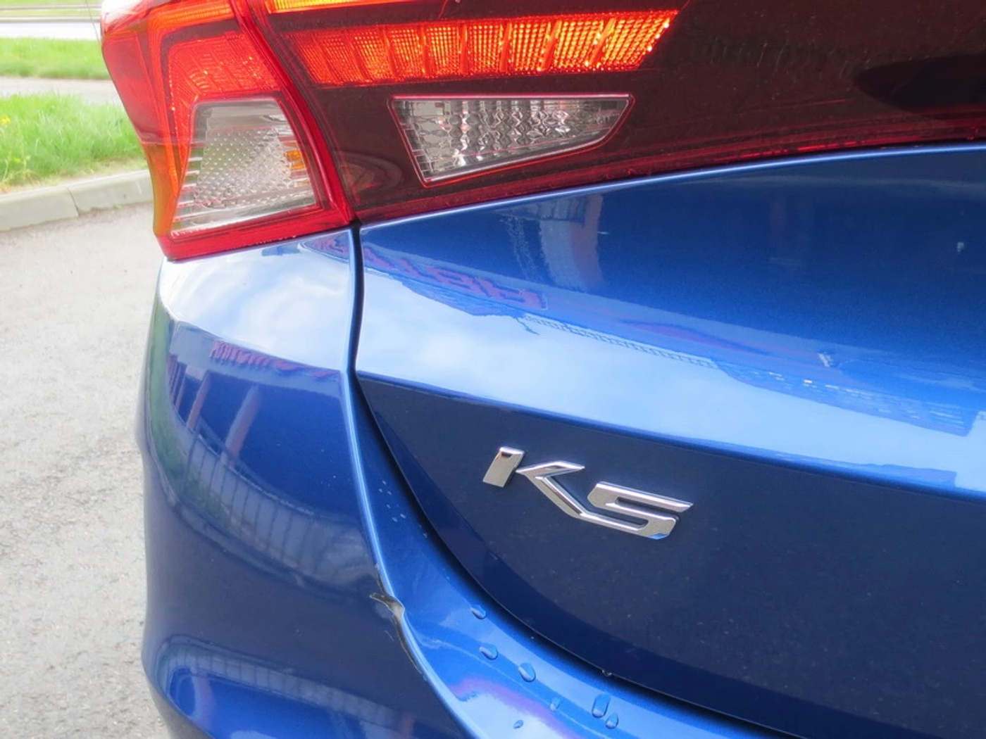 «Недостаток только один – проходимость». Мнение владельца Kia K5