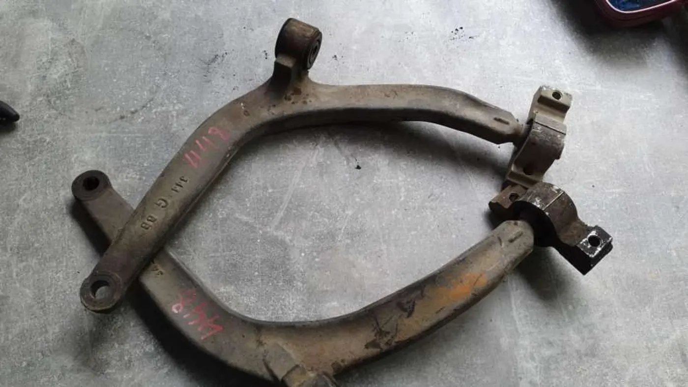 Рычаг передний к Peugeot 406 1999
