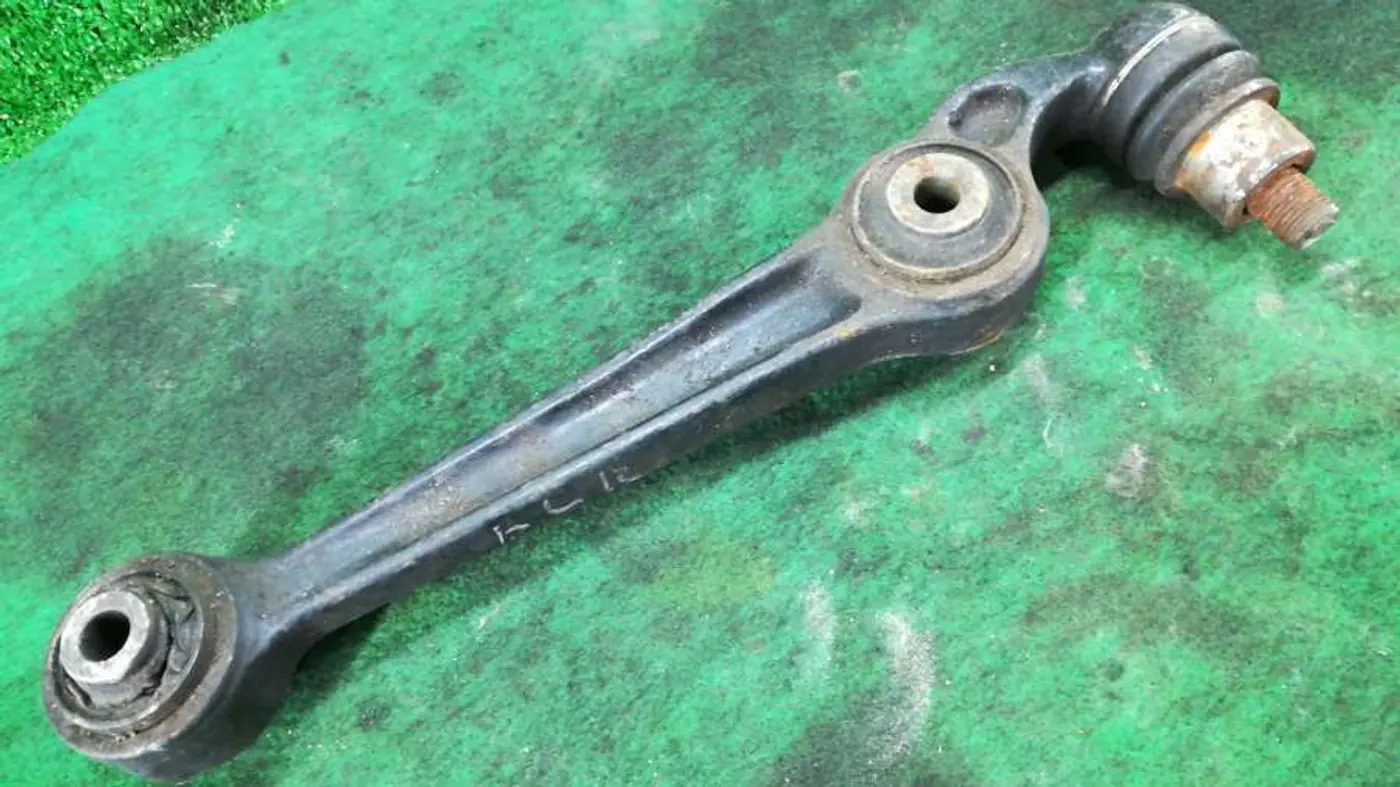 Рычаг передний к Mazda 6 2003