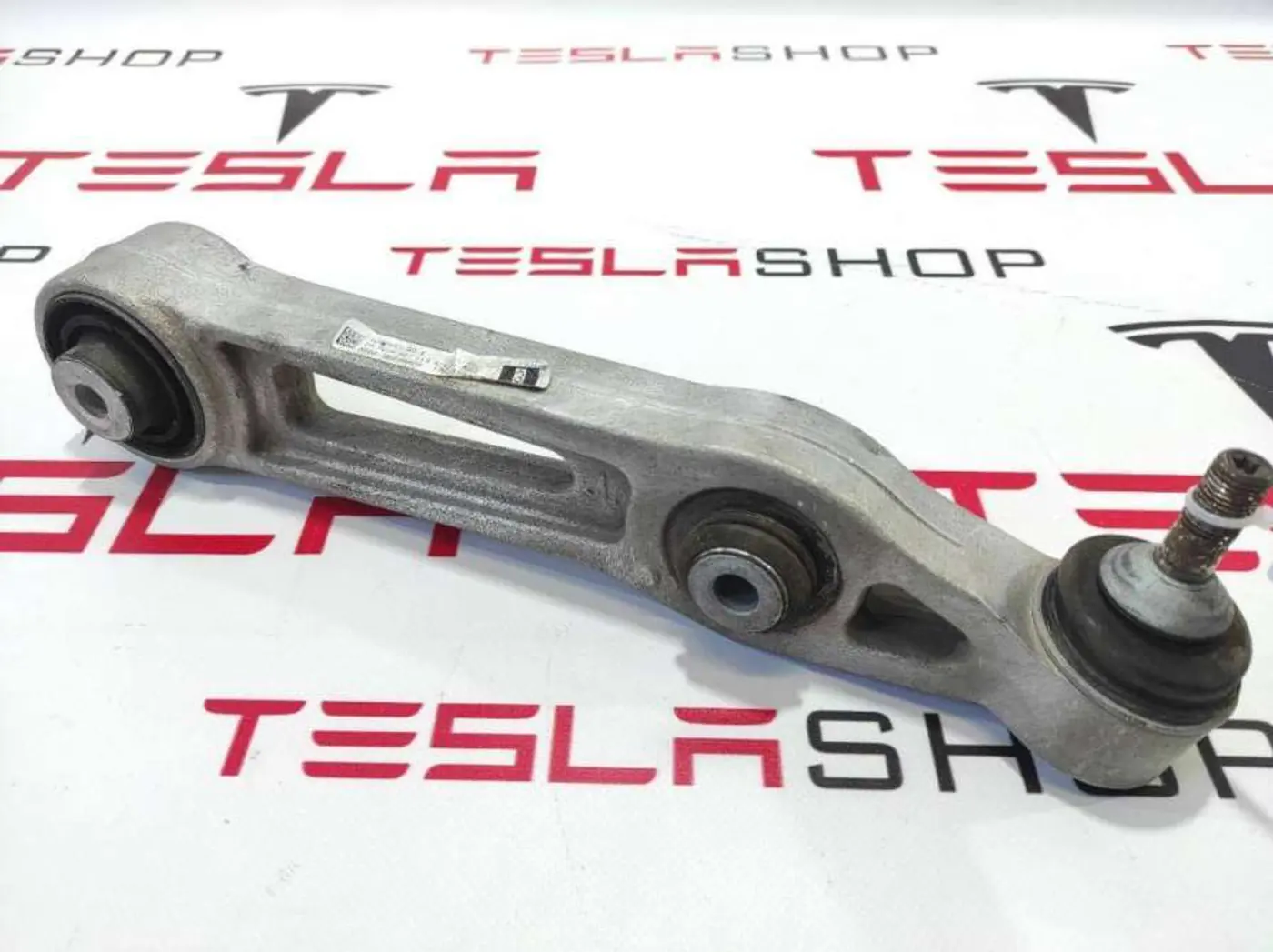 Рычаг передний к Tesla Model S 2016