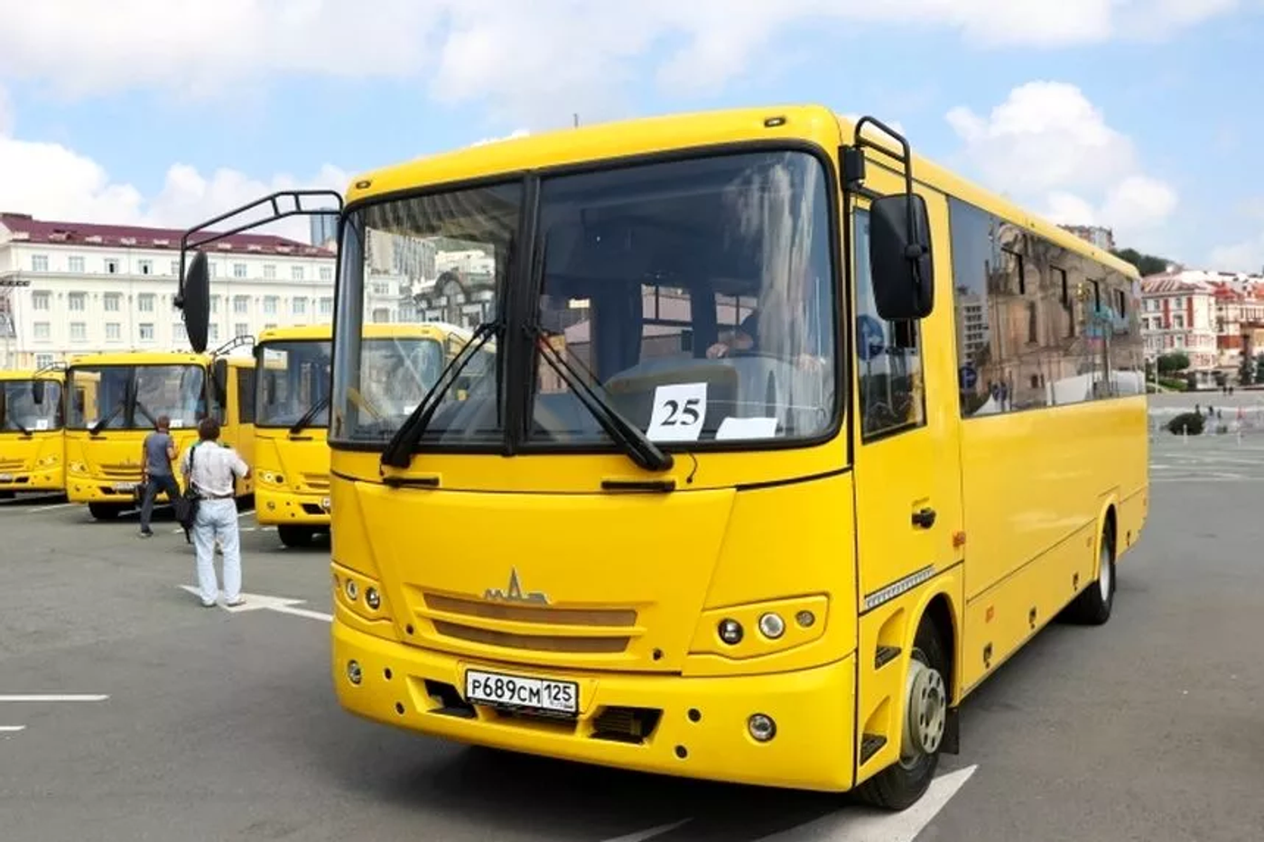 МАЗ поставил в Приморье 30 автобусов для детских спортшкол