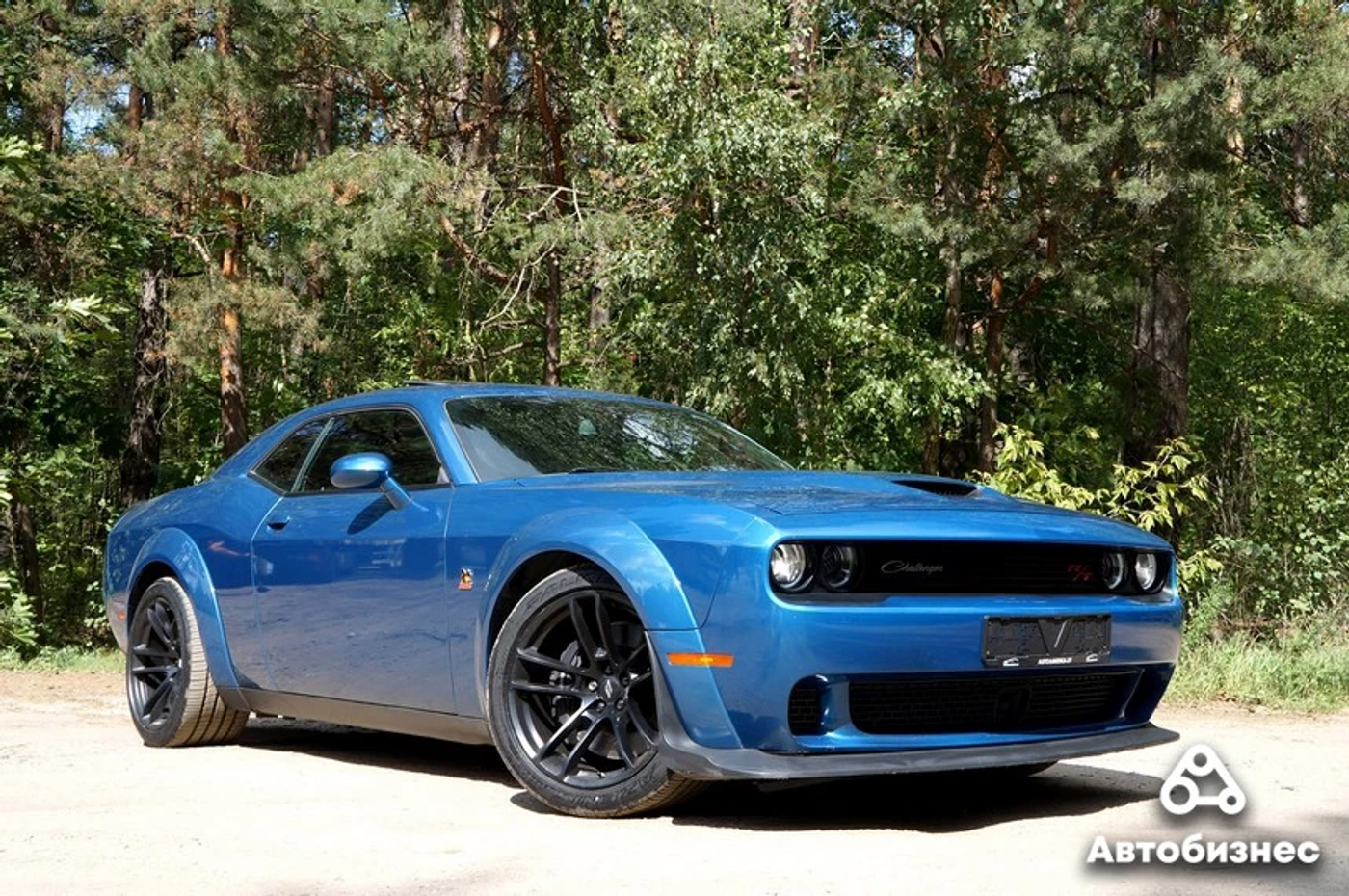Тест Dodge Challenger 6.4 R/T Scat Pack: серийный убийца