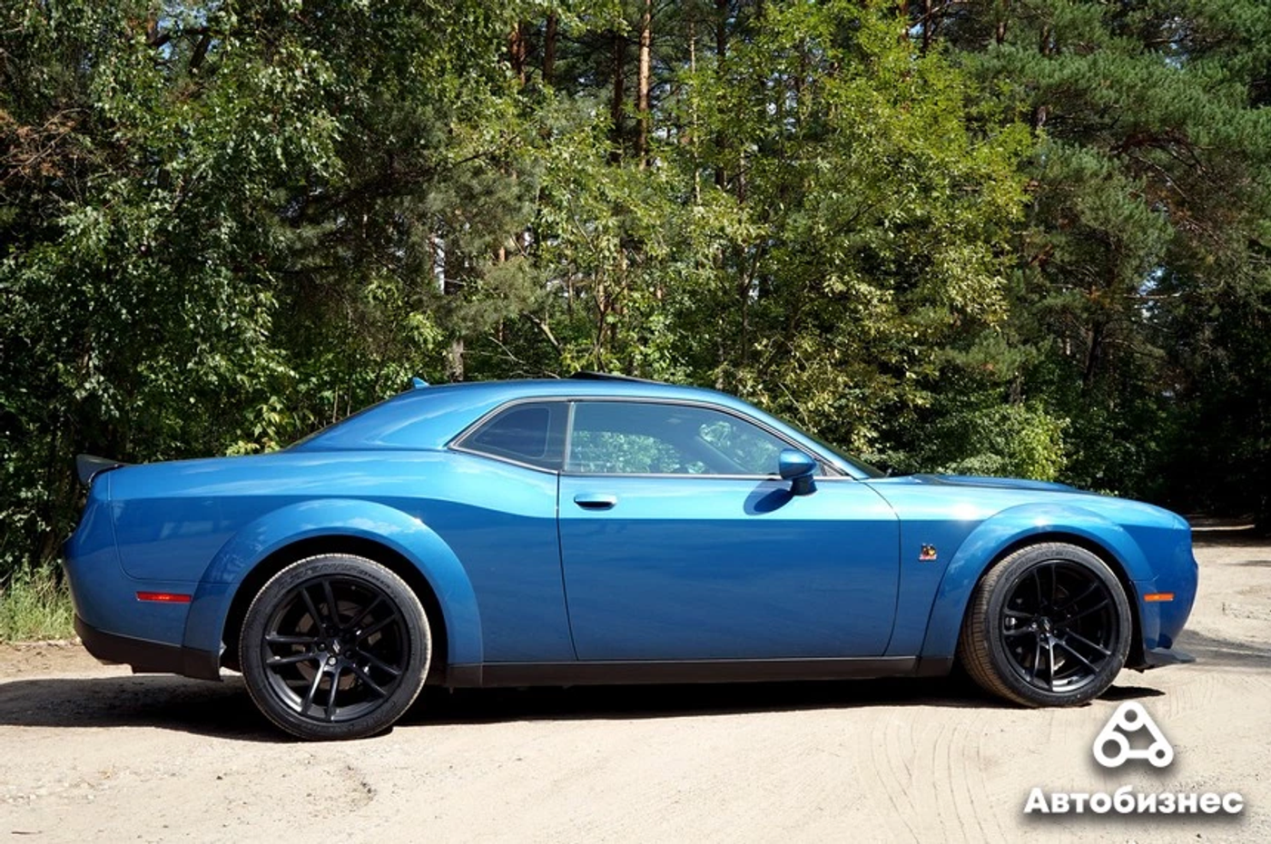 Тест Dodge Challenger 6.4 R/T Scat Pack: серийный убийца